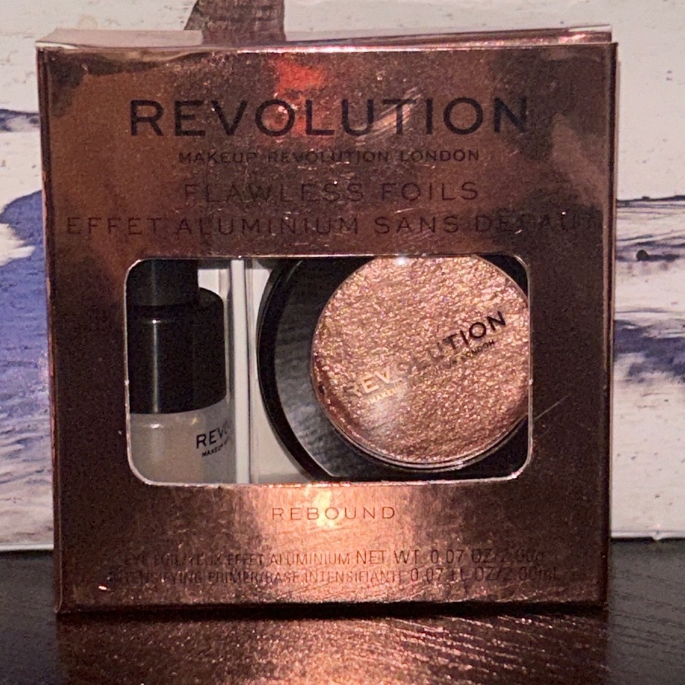 Makeup Revolution Flawless Foils Eye Shadow - Rebound